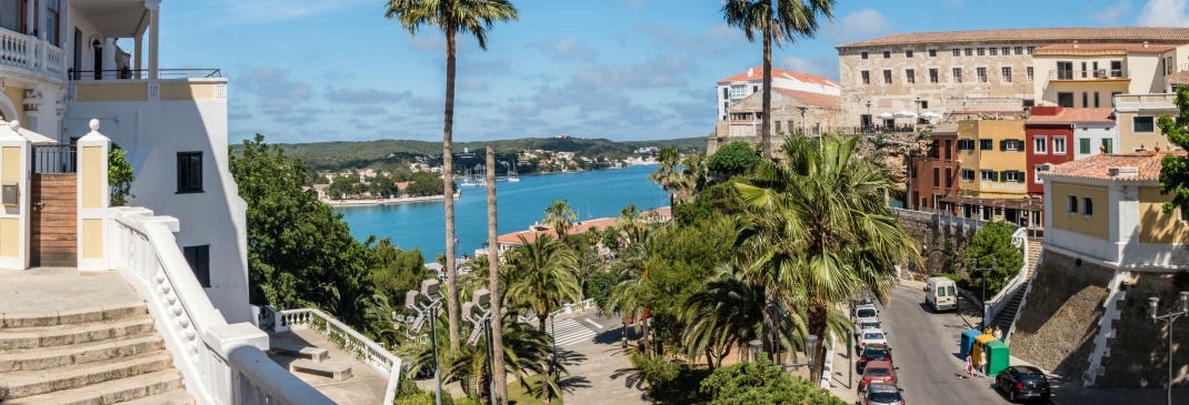 Alquiler de coches en Menorca - Dollar Car Rental