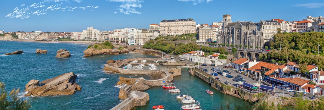 Choisissez la location de voiture à Biarritz - Aéroport Anglet-Bayonne BIQ - Thrifty car rental