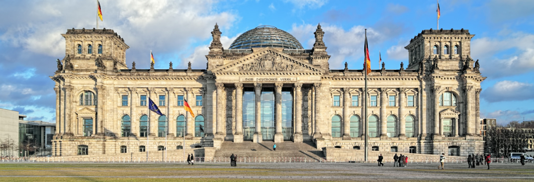 Wählen Sie Autovermietung am Berlin Tempelhof in Berlin - Thrifty Car Rental